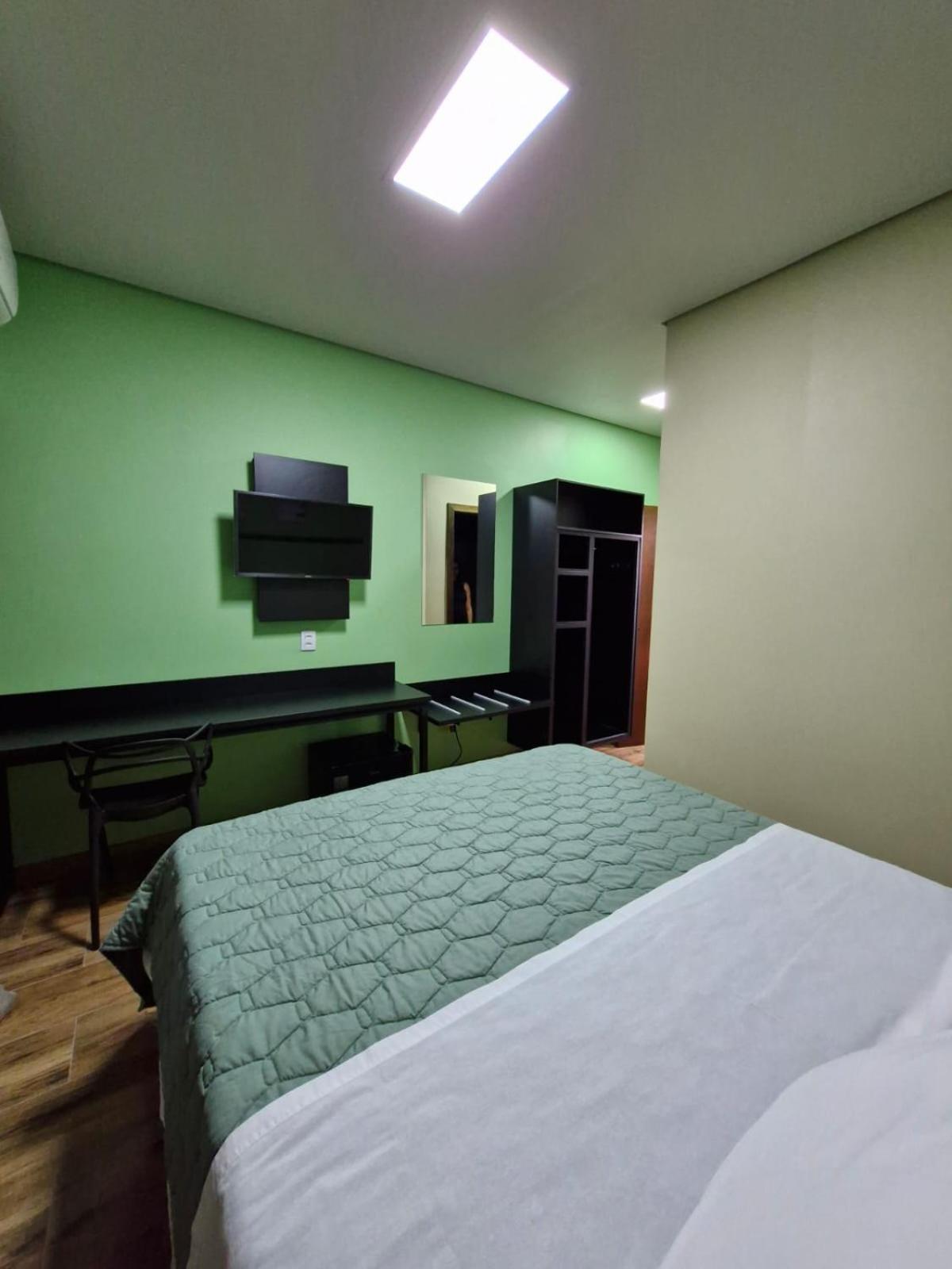 Hotel Mirage Вилена Екстериор снимка